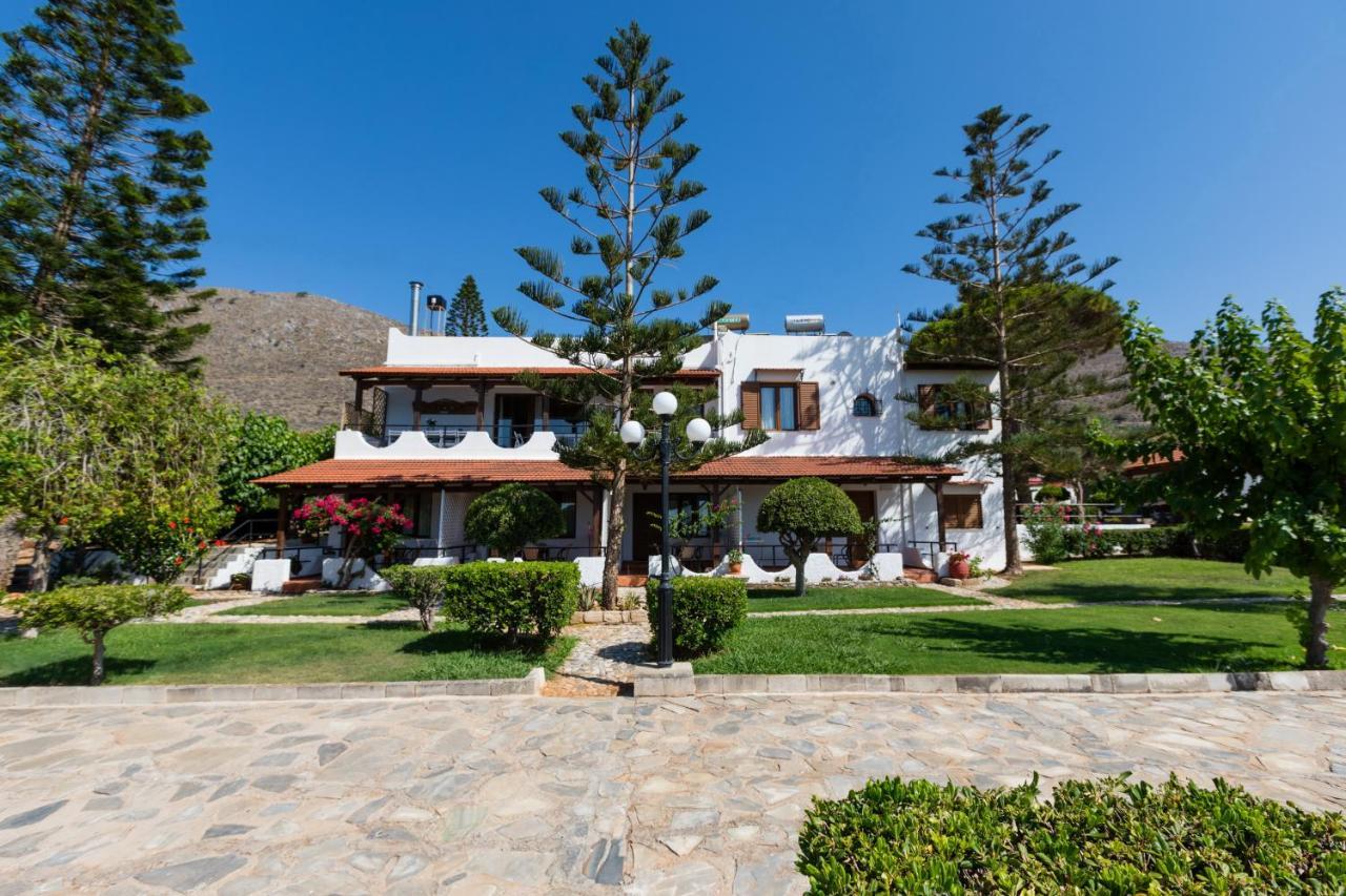 Beachfront Family Villa Katerina With Private Pool, Playground, Bbq & Amazing Sea Views! Petres  Екстер'єр фото
