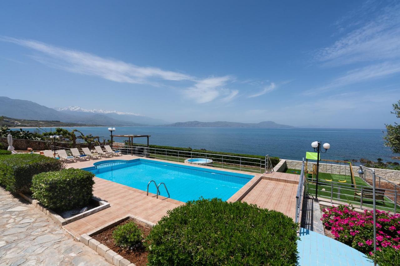 Beachfront Family Villa Katerina With Private Pool, Playground, Bbq & Amazing Sea Views! Petres  Екстер'єр фото